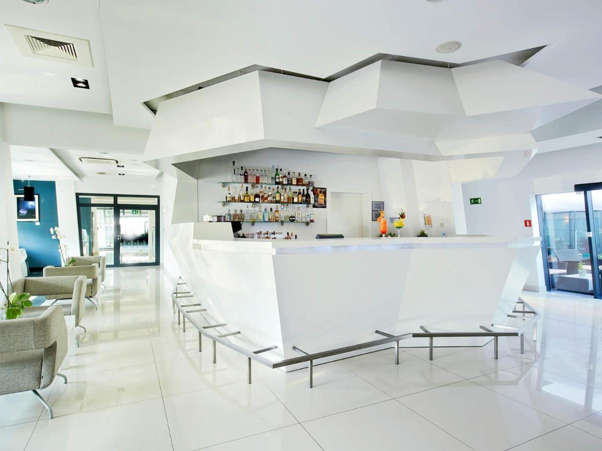 Vacationclub - Ultramarine Apartament 50 코워브제크 외부 사진